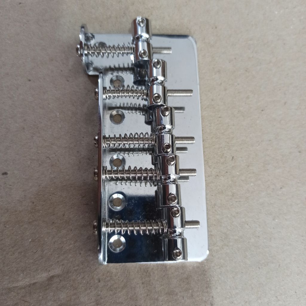 Tremolo Bridge Bass 5 senar Chrome untuk model Jazz Bass & sejenisnya Fender, Squier, dll