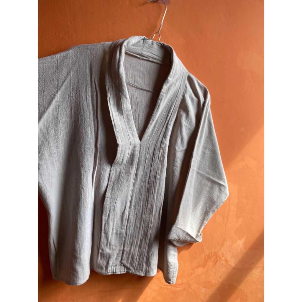 Kemeja atasan wanita preloved - Kemeja Wanita Preloved - Atasan wanita preloved