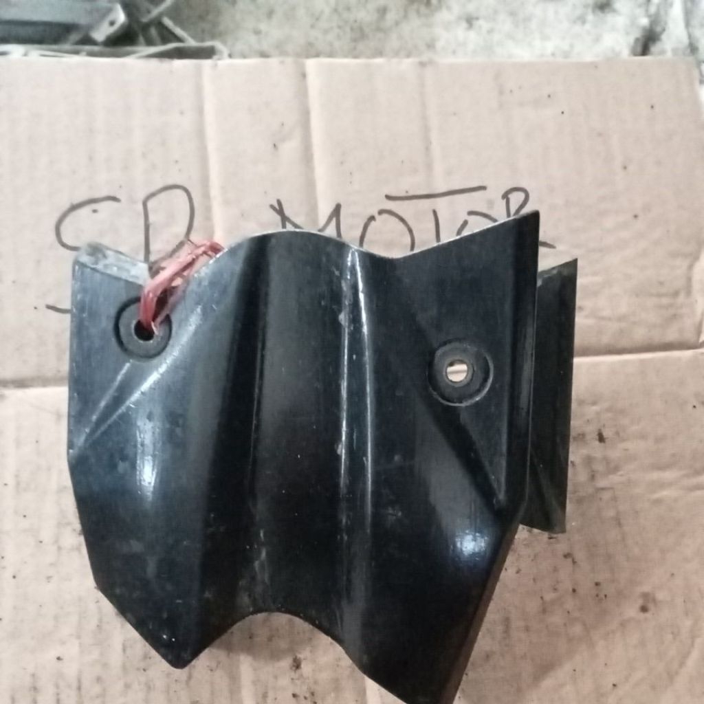 tutup gir depan kecil yamaha vega zr original copotan motor