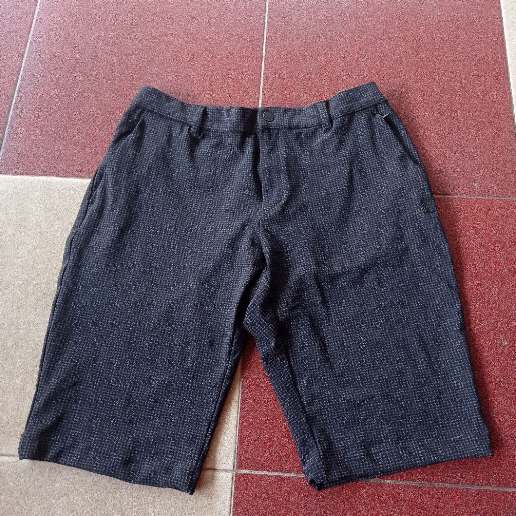 celana pendek kolon sport