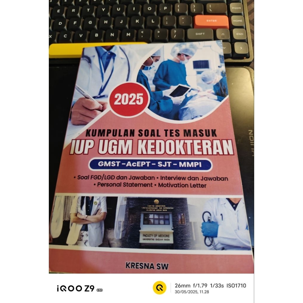Buku Kumpulan Soal Tes Masjk IUP UGM Kedokteran Preloved