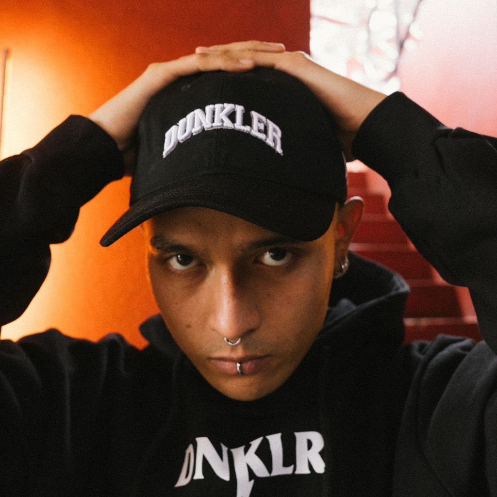 POLO CAP TOPI HITAM - DEFY- DUNKLER KRIEGER