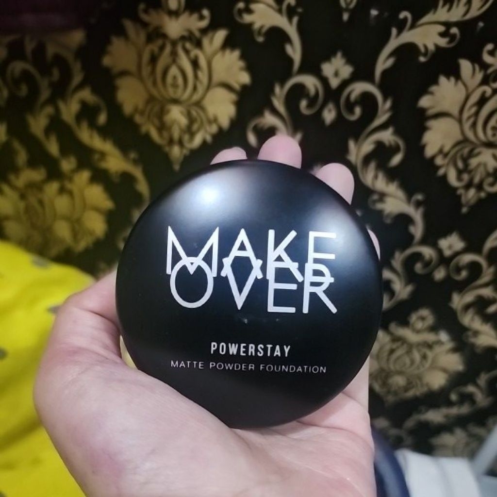 preloved make over powder foundation