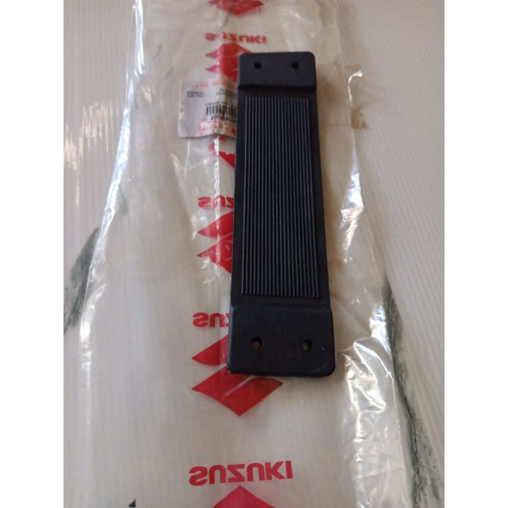 Karet Penahan pintu Jimny / Katana