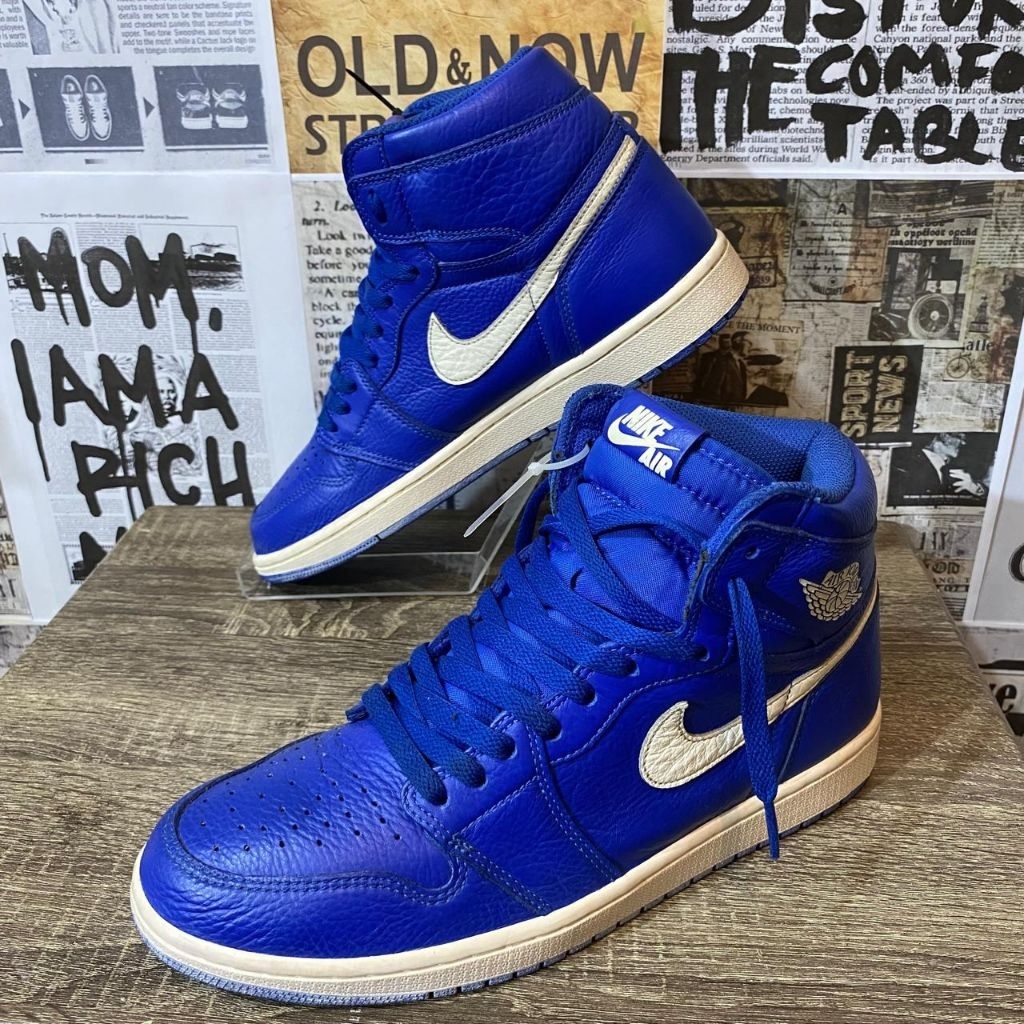 NIKE AJ 1 HYPER ROYAL