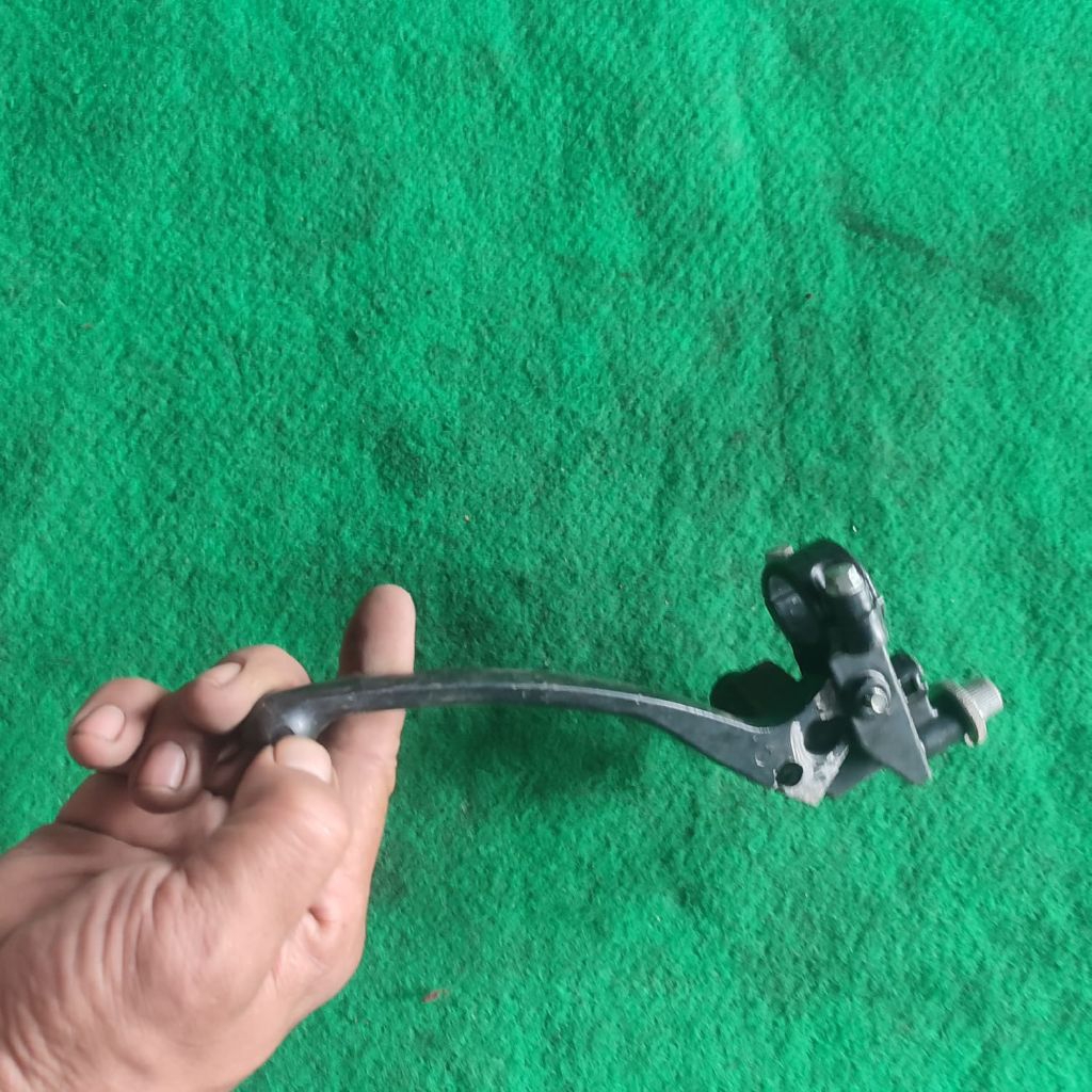 jual dudukan handle kopling original suzuki satria fu