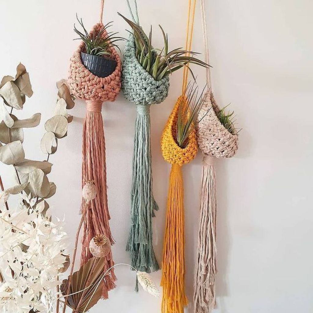 macrame pot gantung sarangan/ macrame plant hanger / hiasan dekorasi dinding aesthetic