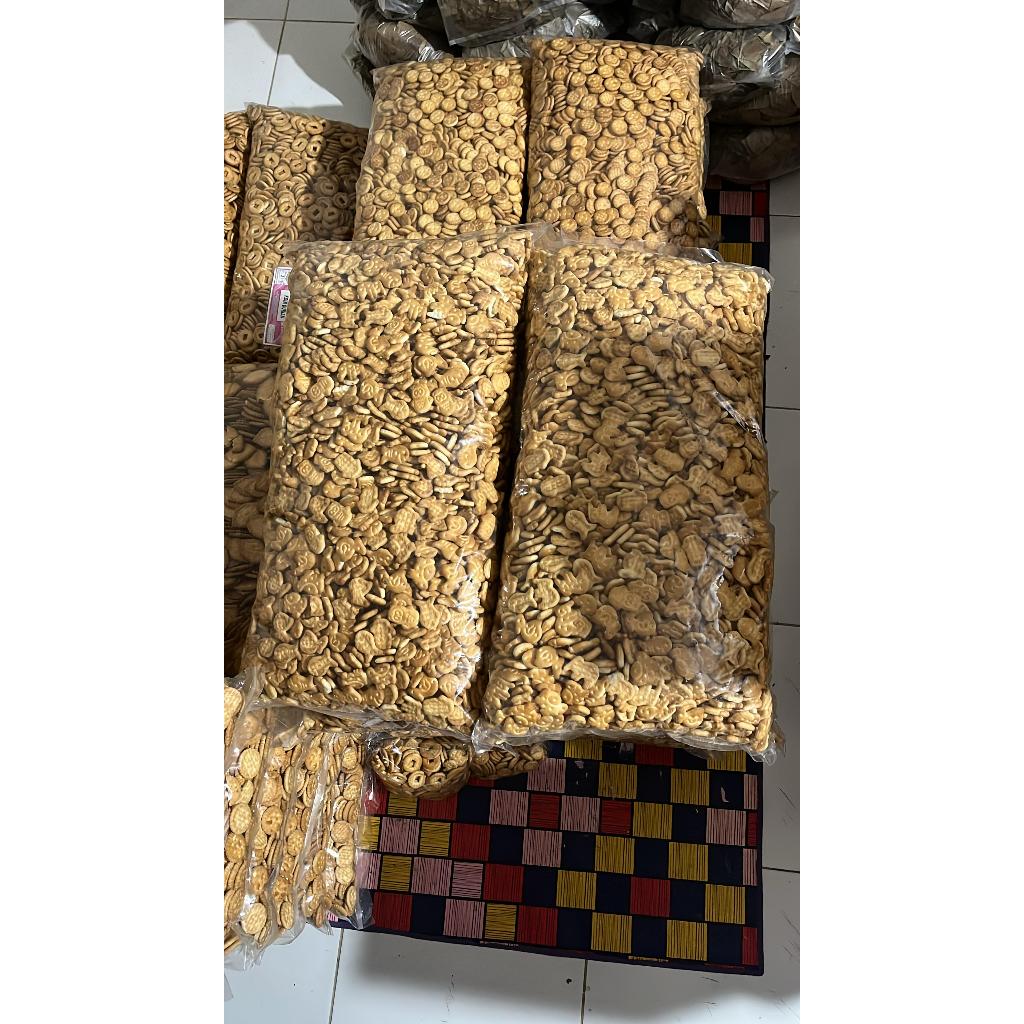 

Roti Banten Selection