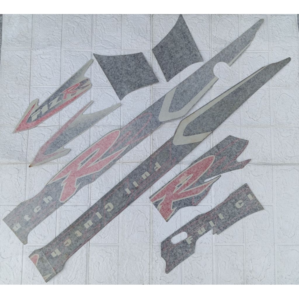 Striping decal body Yamaha Fizr F1zr full clutch 2001 2002 hitam silver original ritrama