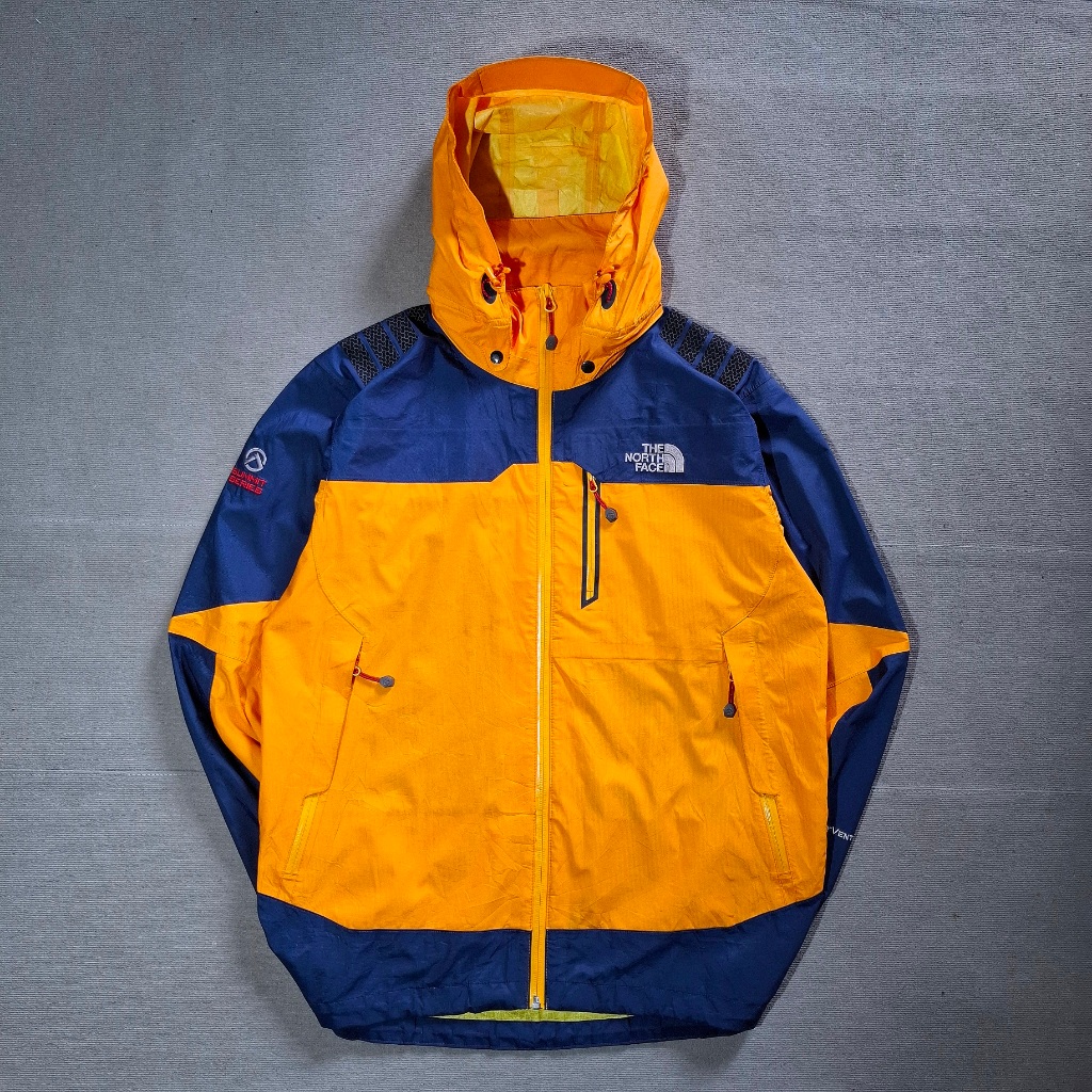 Jaket tnf summit series