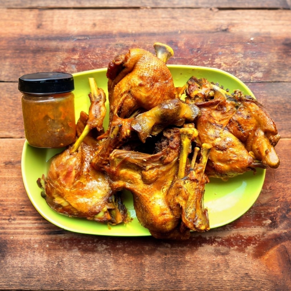 

Bebek Ungkep/Goreng MAMA YEYE Jumbo 750 gr Spesial