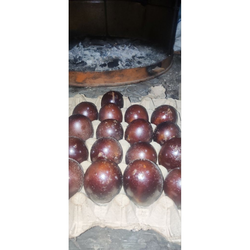 

telor asin asap
