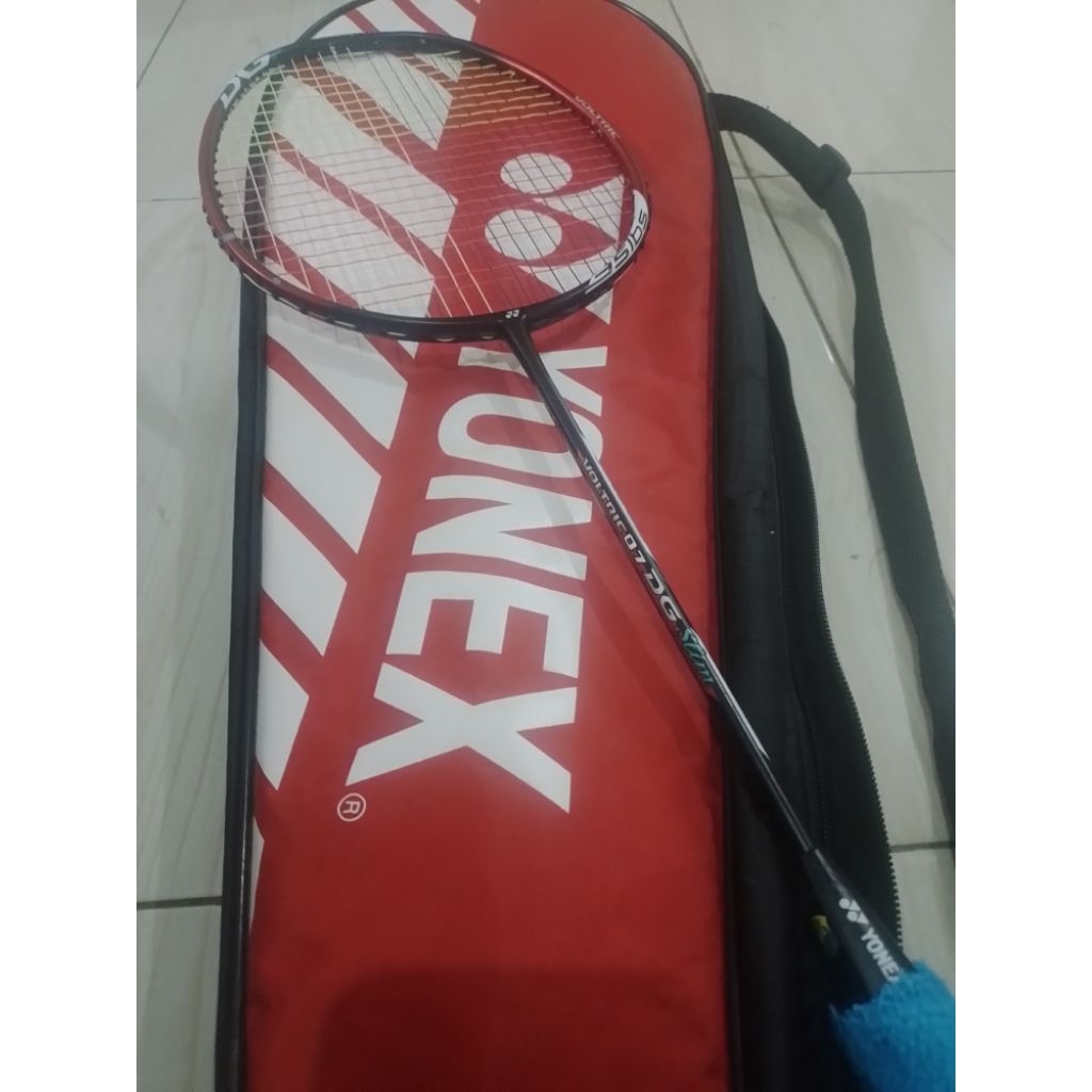 yonex Voltric 0.7 DG slim