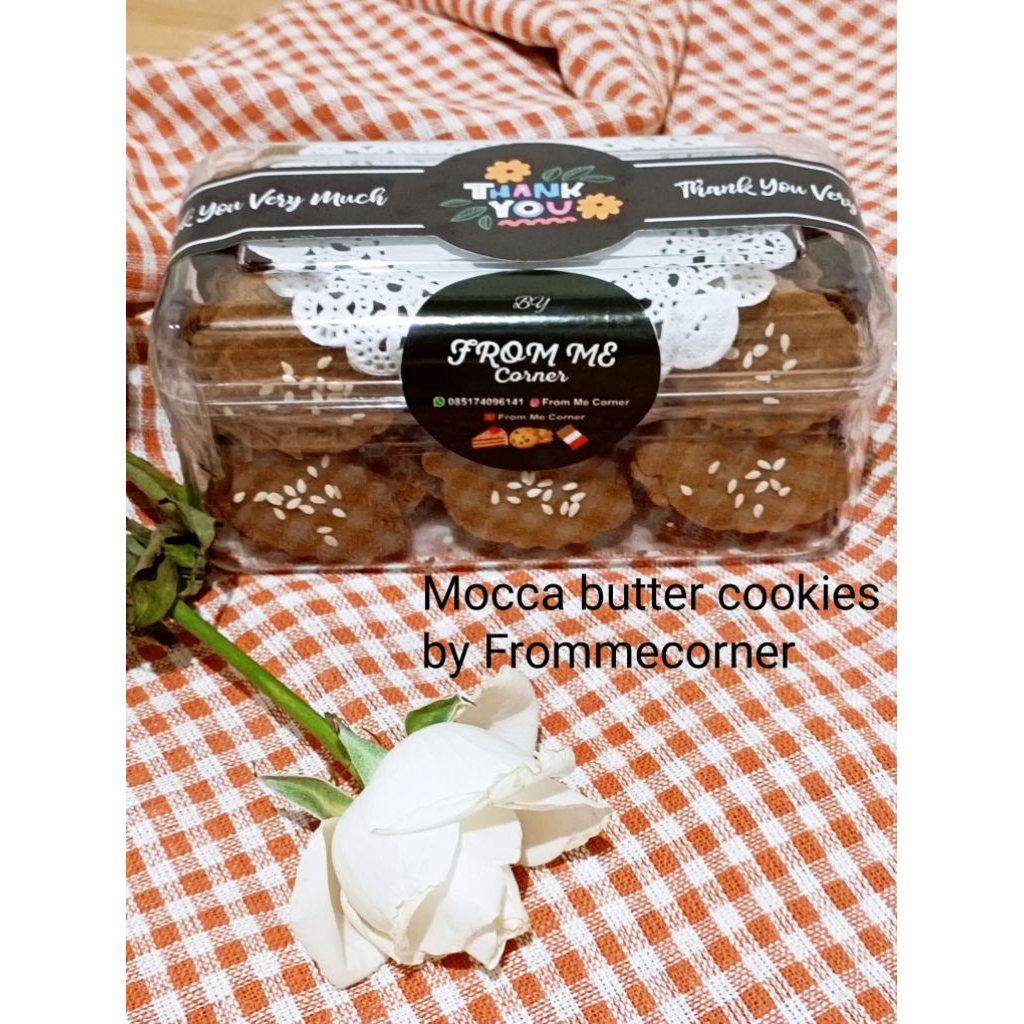 

Buttercookies/kuekering/moccabuttercookie/pandanbuttercookie/vanillabuttercookies/kuesemprit/kuewisman/kuekeringpremium/kuejadul
