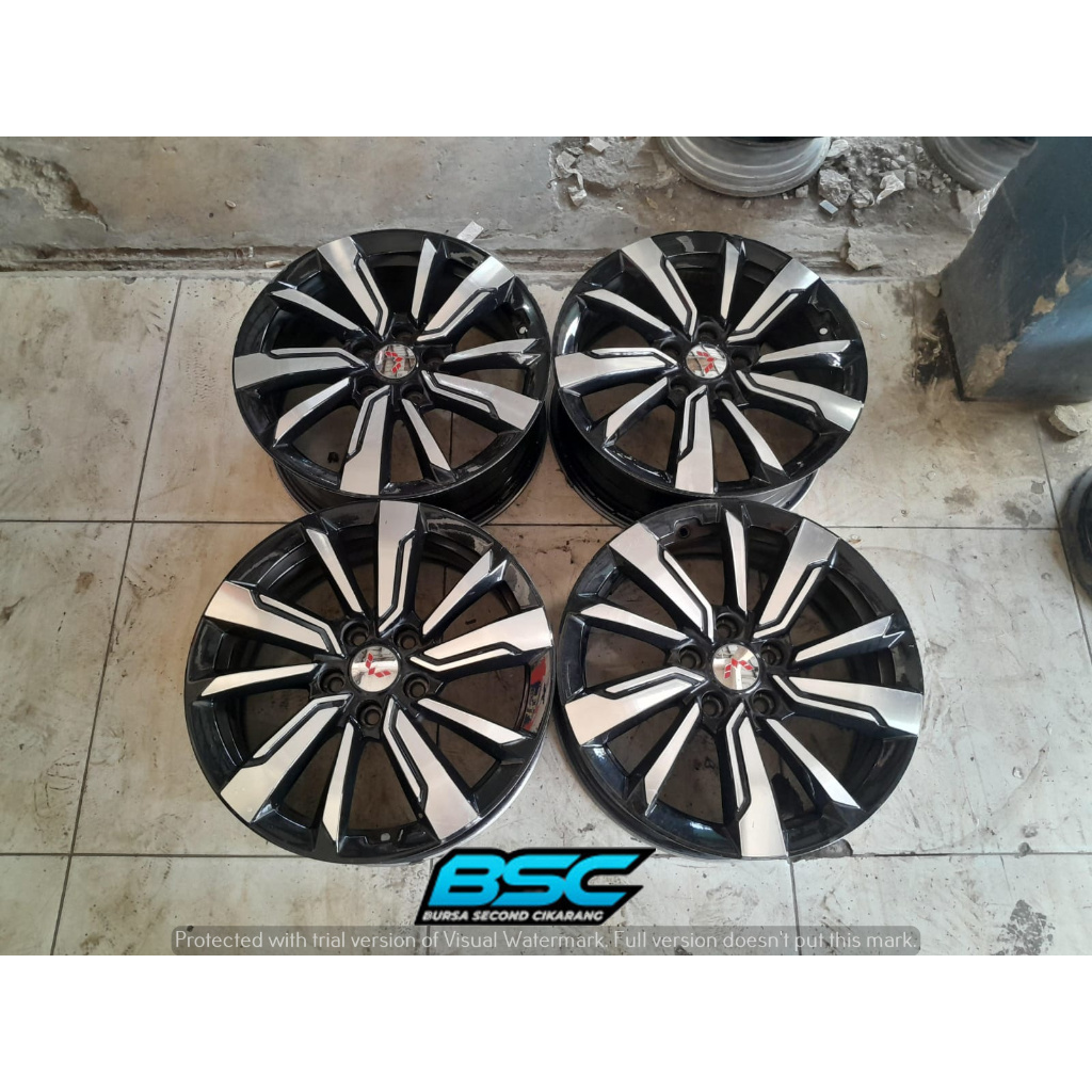 Velg Mobil Second Murah R17 Copotan Std Ori Wuling Almaz Pcd 5x114 Ring 17 Bisa Buat Wuling Cortez P