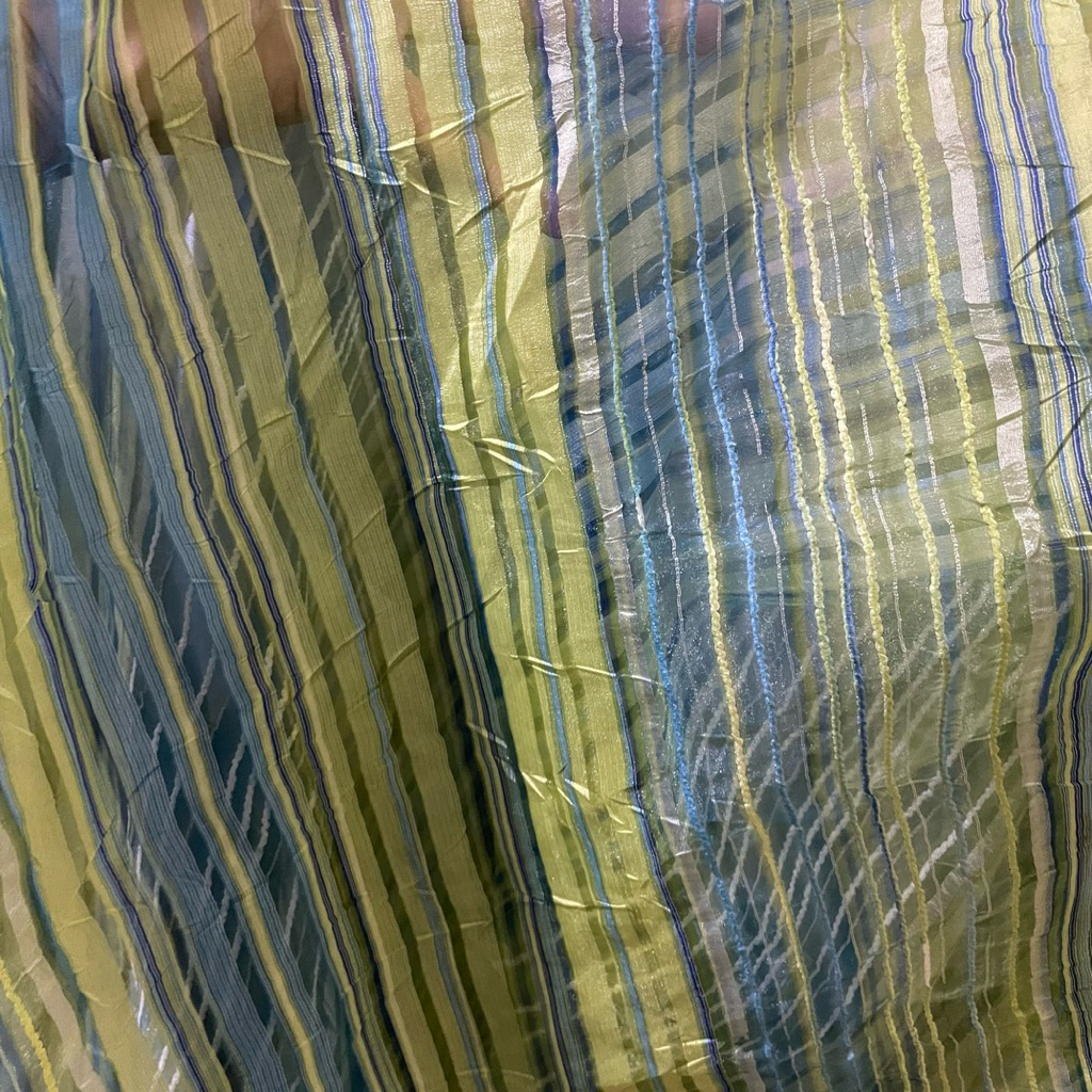 kain organza crinkle - kain organza embos motif salur - kain organza premium - kain organza korea st