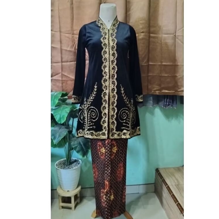 Kebaya ibu besan bludru bordir kebaya tunik encim muslim panjang
