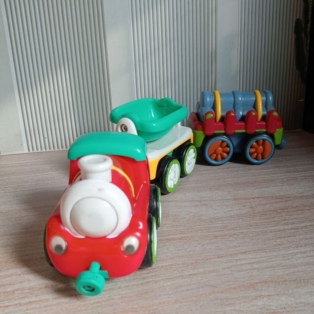 mobil magnet elc preloved