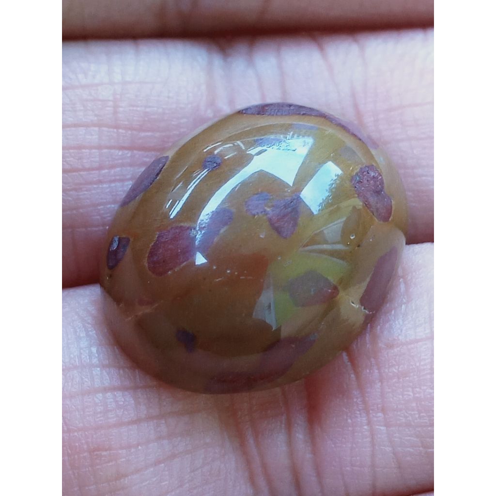 Batu Telur Kodok Antik