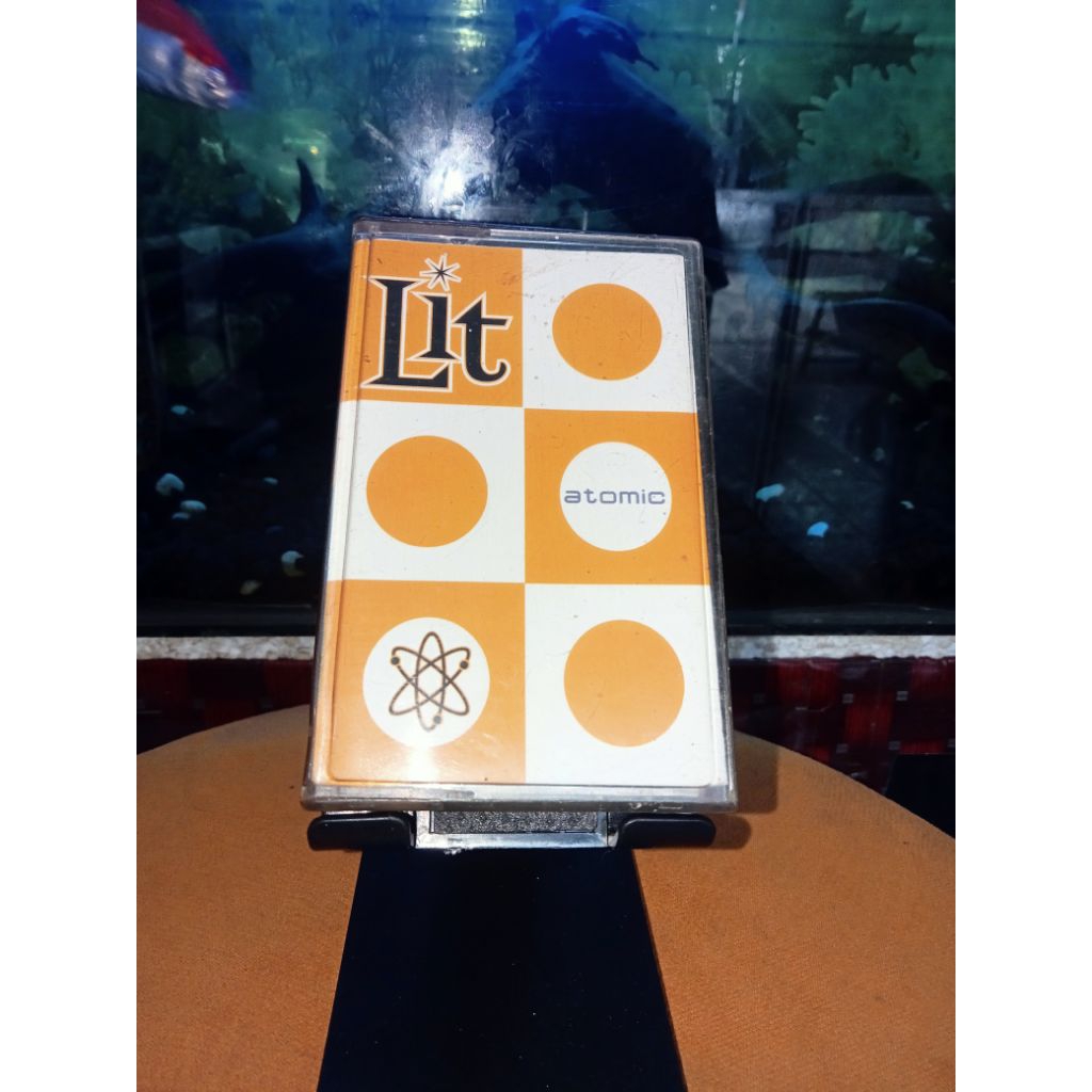 kaset pita album Band LIT atomiC