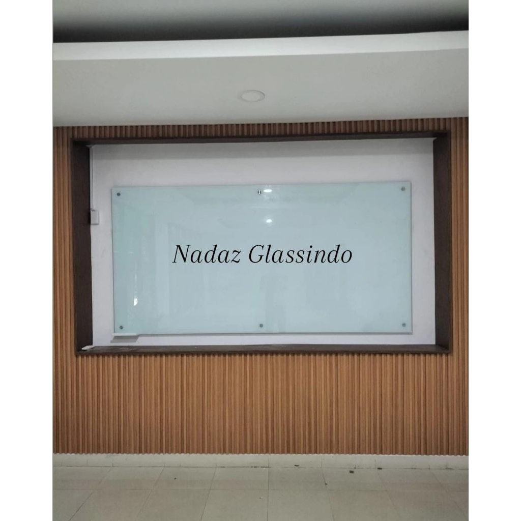 

glassboard 100 x 180 cm / papan tulis kaca 100 x 180 cm