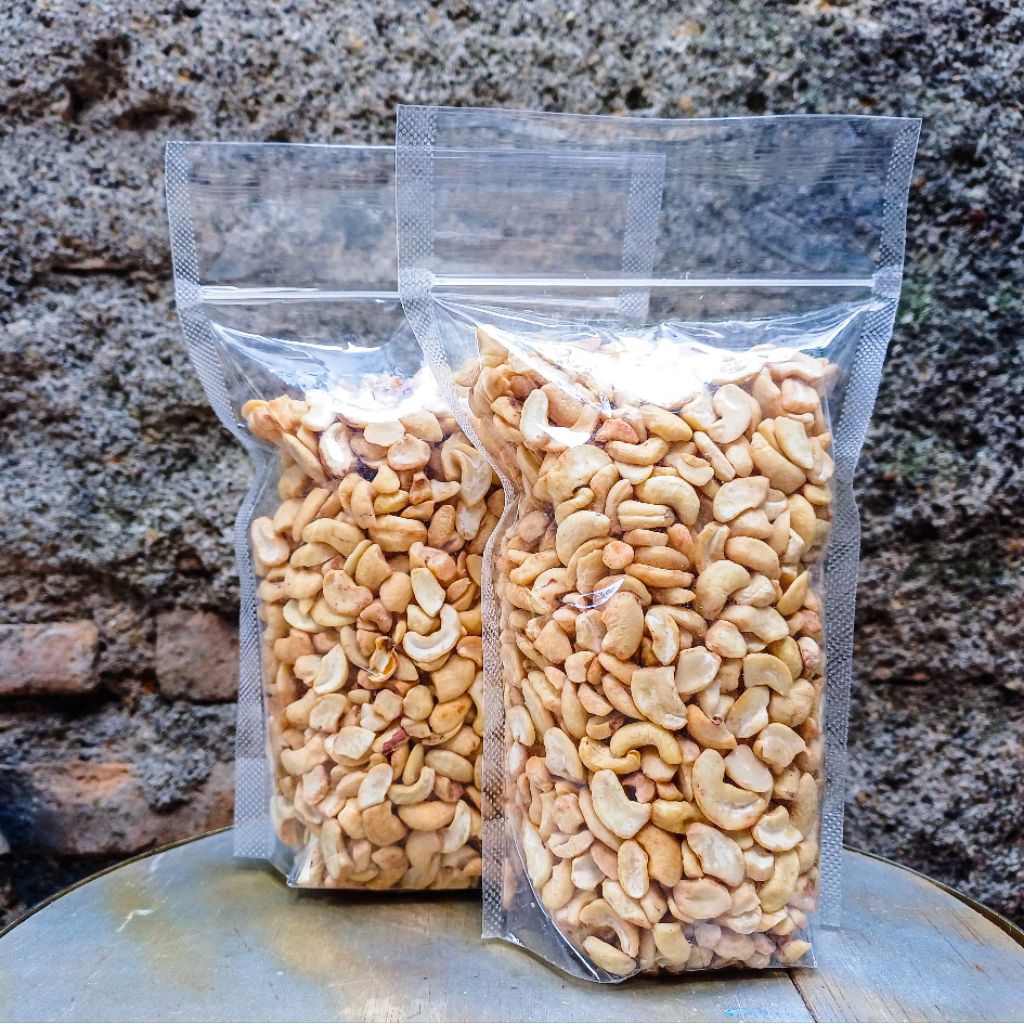 

Kacang Mede 250gr | MENTAH