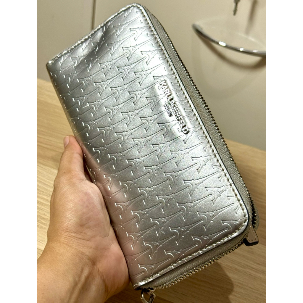 Dompet Karl Lagerfeld Preloved