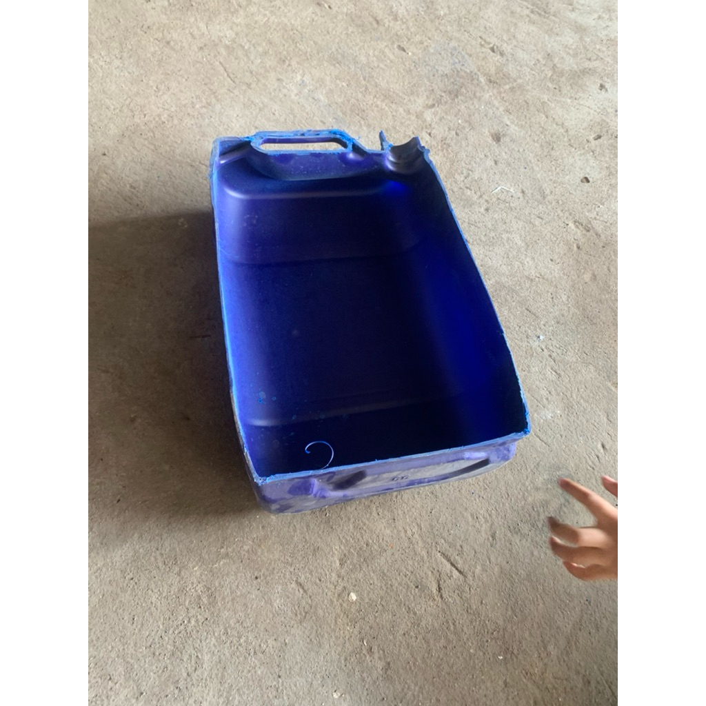 Wadah Combor - Tempat Pakan Ternak - Wadah Pakan Ayam Sapi