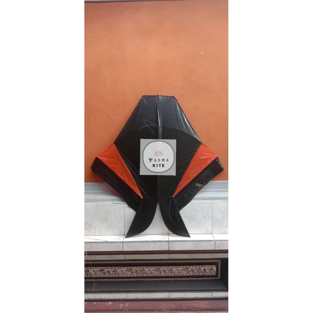 layangan cotek  khas bali