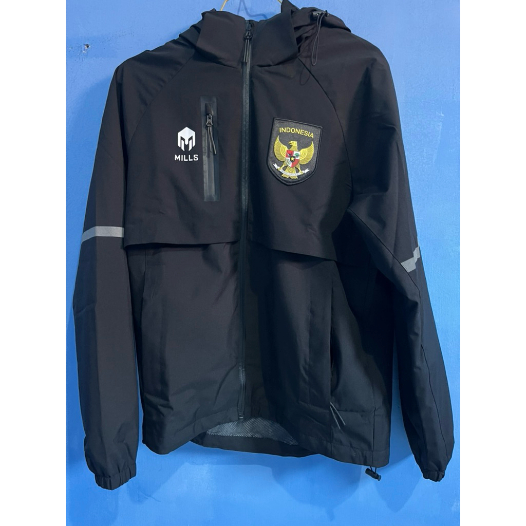 Raincoat Mills Timnas Indonesia