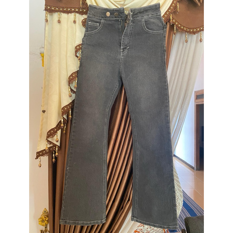 Preloved Cutbray jeans Vierlin