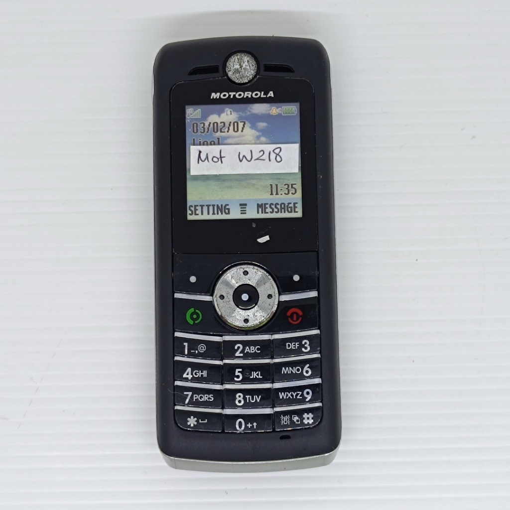 Marketpoint Dummy HP Handphone Pajangan Contoh Mainan Motorola W218