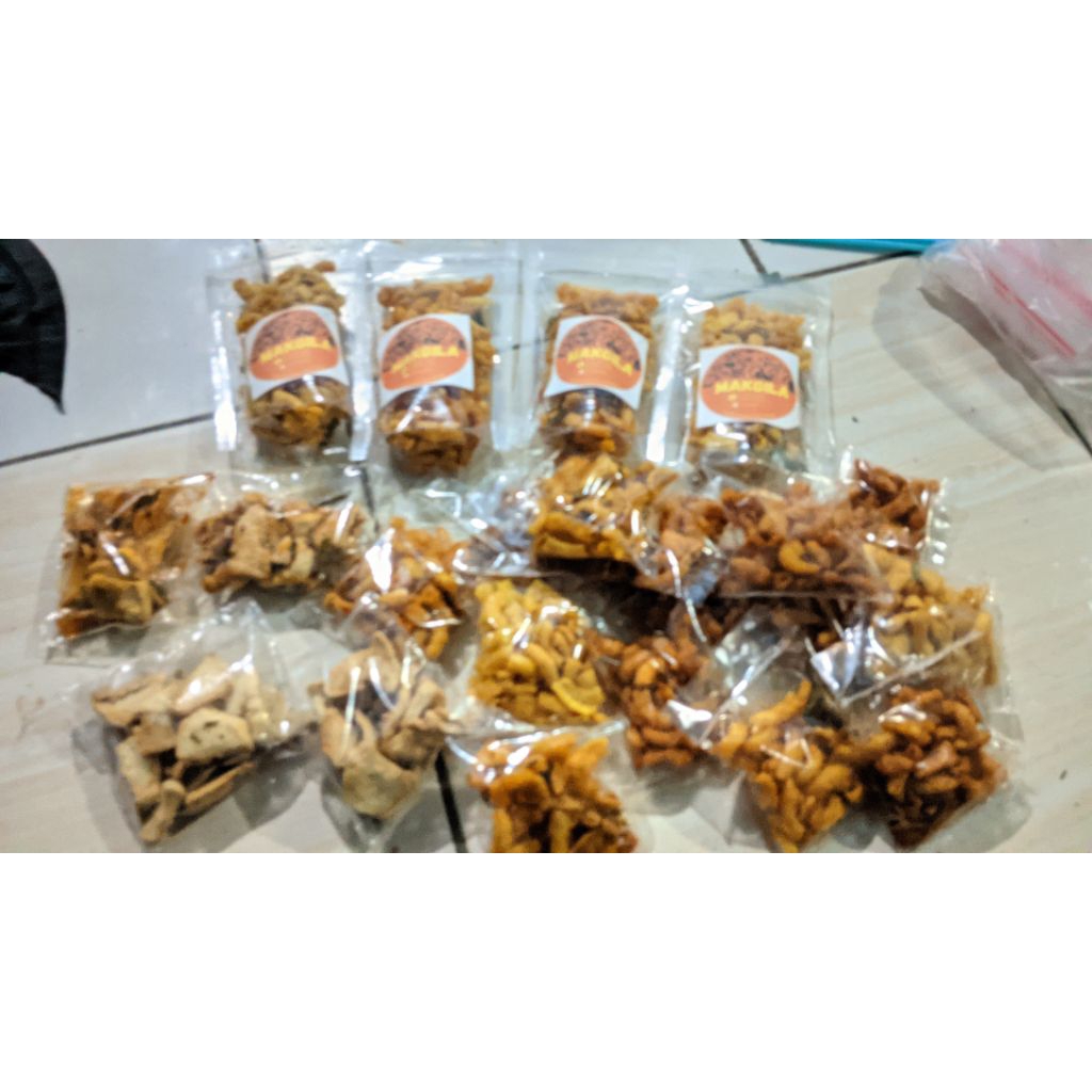 

makaroni/basreng/pedas/original/pedas asin