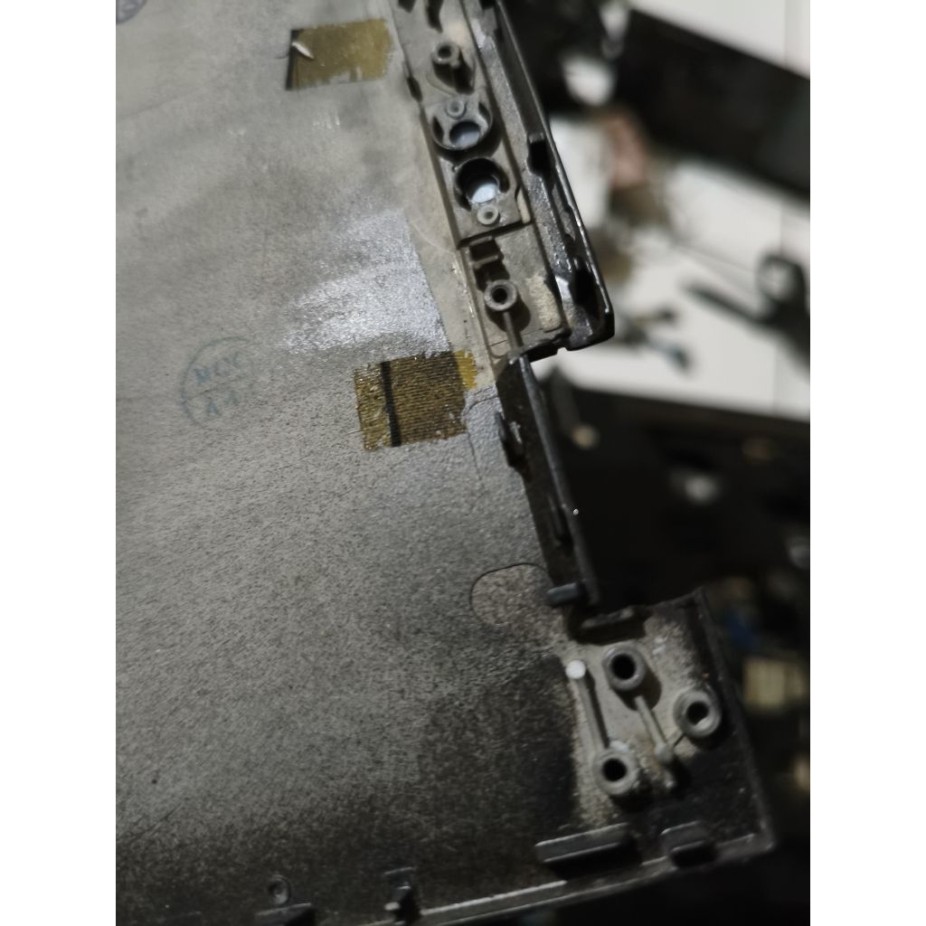 fram lcd belakang bawah laptop dell e6400 ori