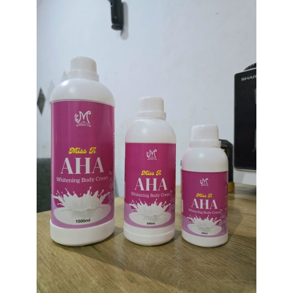 

AHA Bleaching Botol 250ml whitening body cream Bpom viral ecer