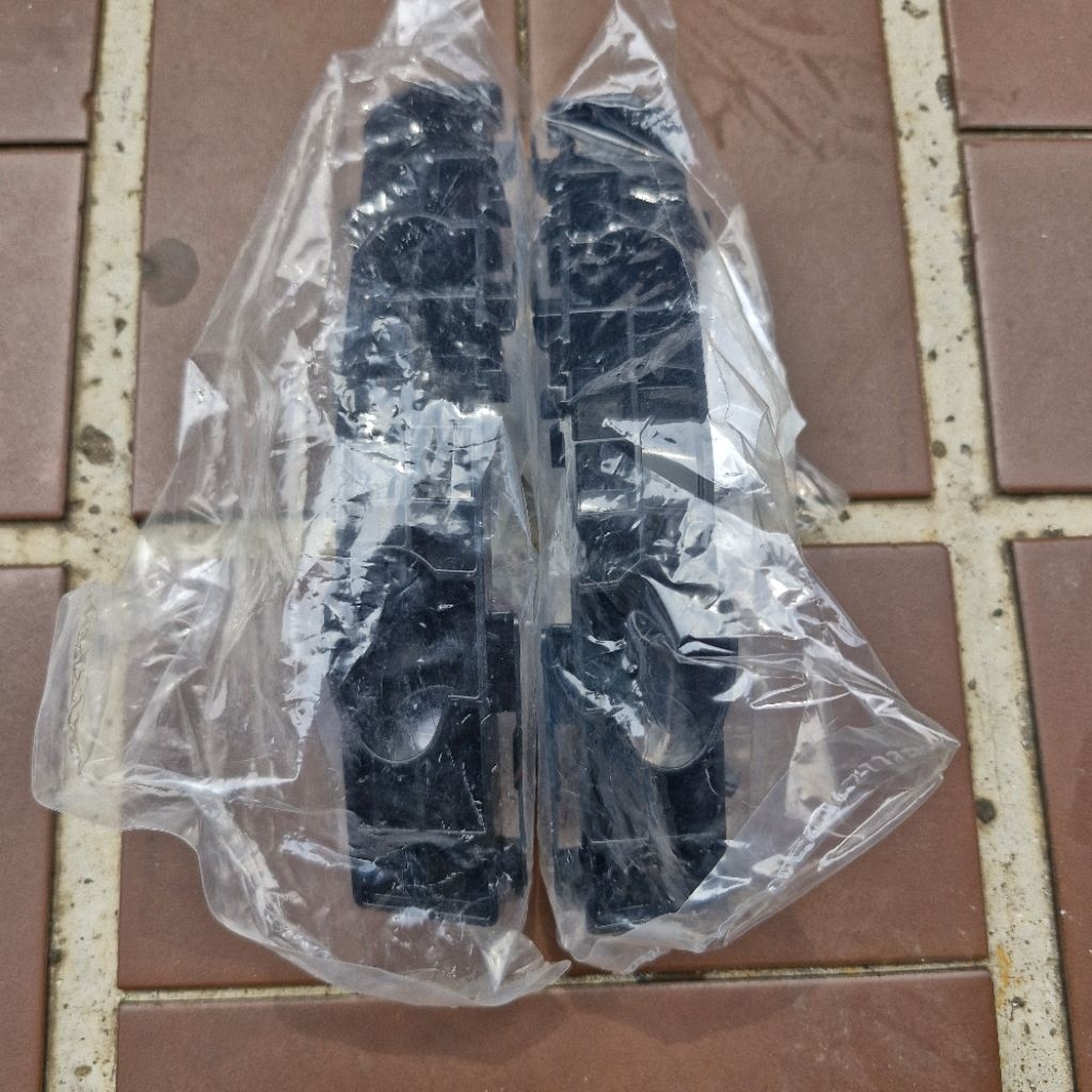 Braket Bemper Depan Asli Mitsubishi New Pajero Sport 2022 2023 2024