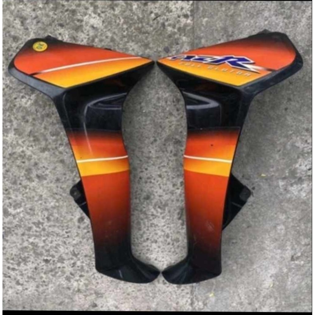Cover Sayap Luar Fiz r Dek Sayap Luar Fizr Plus Striping tahun 2003 Orange