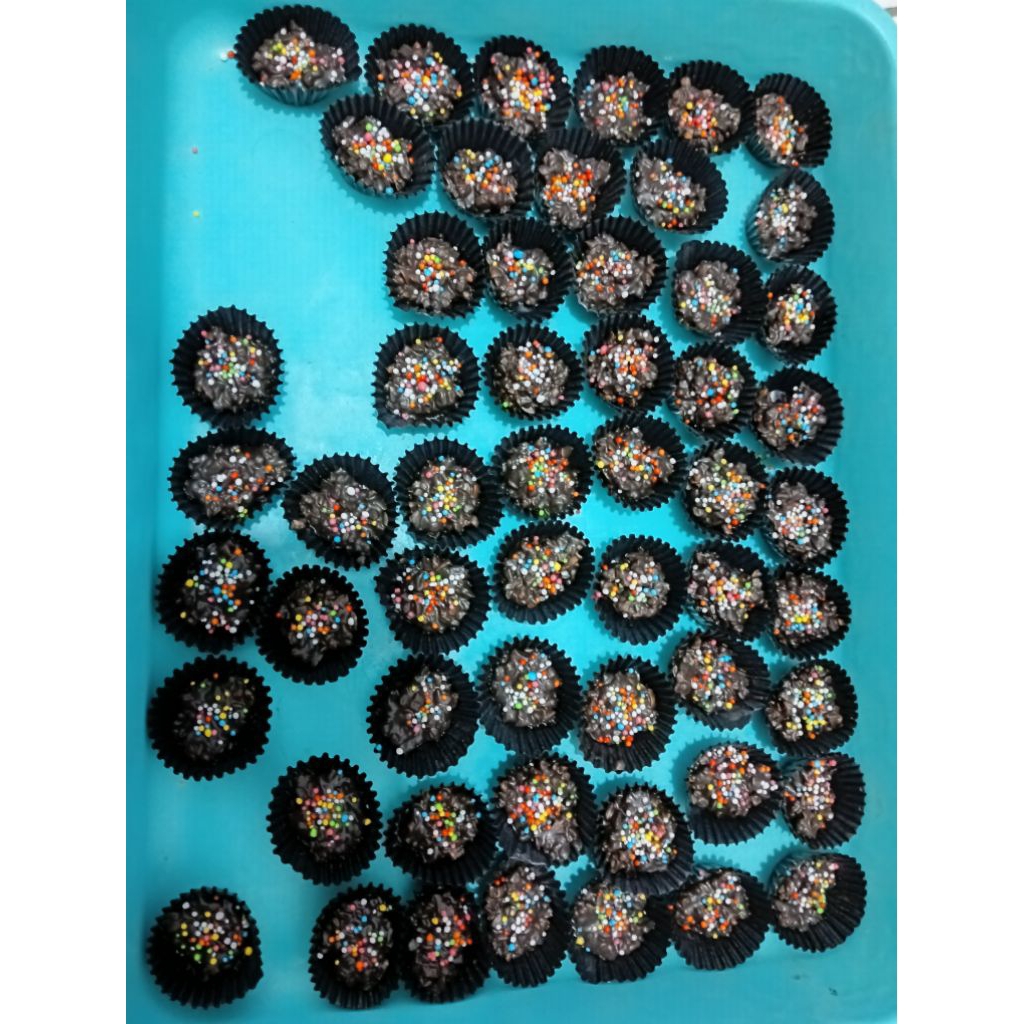 

cokelat biskuit premium