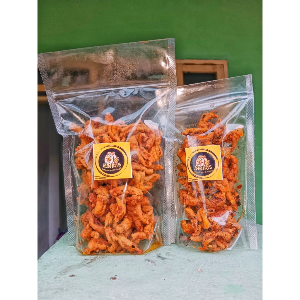 

KERIPIK USUS AYAM CRISPY PREMIUM MURAH PEDAS DAUN JERUK 250gr