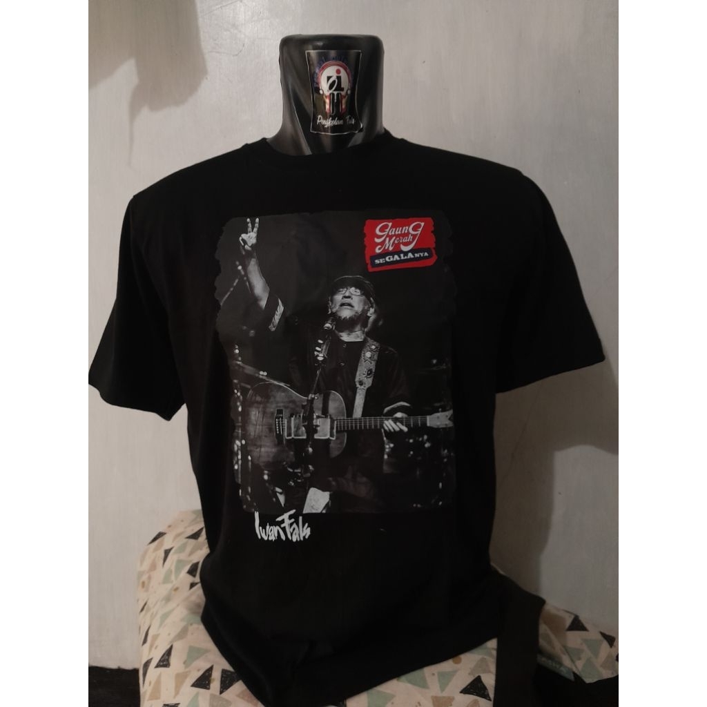 kaos iwan fals GAUNG MERAH