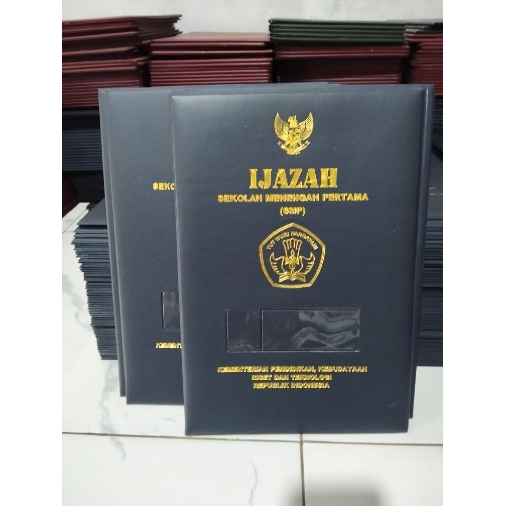 

Map Ijazah SD || Sampul ijazah SMP (Umum)