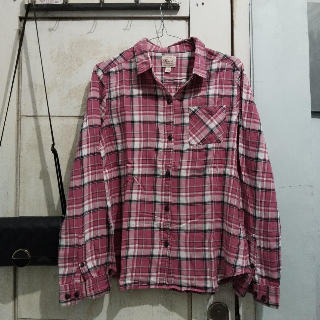 (Preloved) Kemeja kotak-kotak pink wanita Lengan panjang