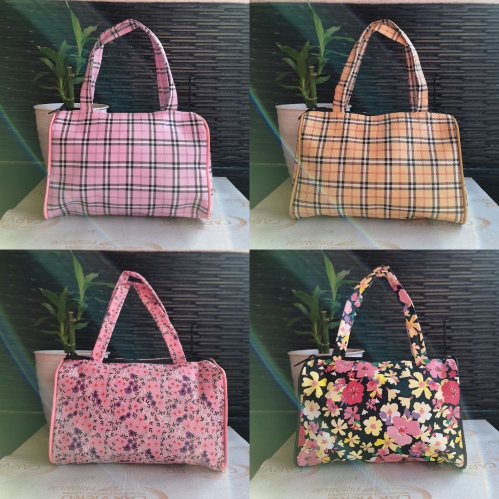 

Tas souvenir kecil toko emas