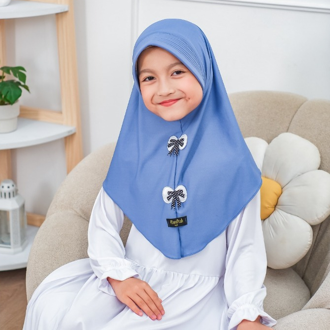 Hijab Anak Biru dengan Hiasan Pita/Hijab Anak pinguin jersy pita / jilbab anak pita usia 2-7thn