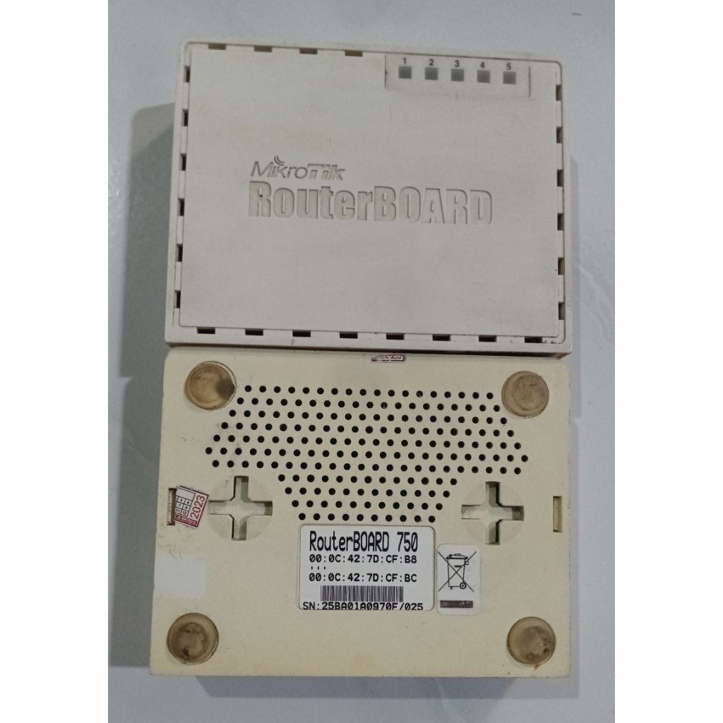 Mikrotik Router Board 750