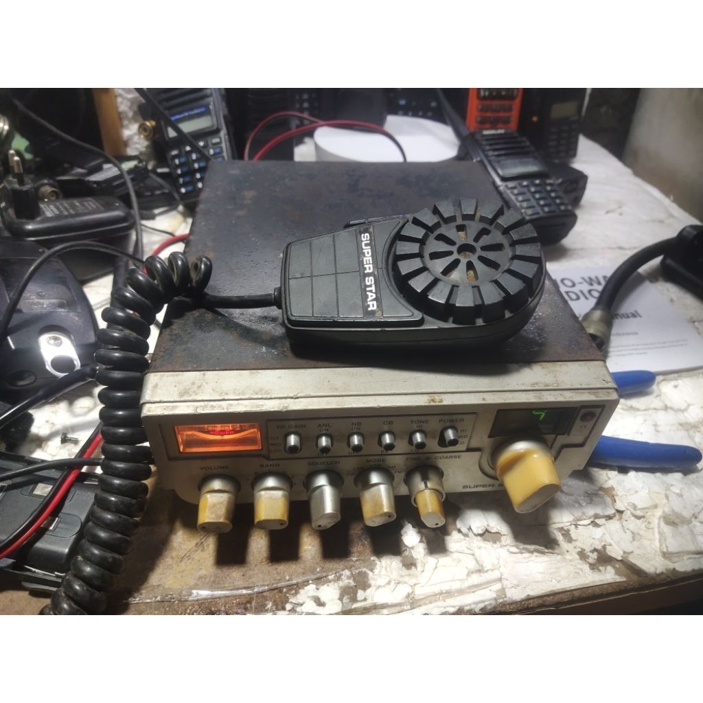 RADIO CB SUPERSTAR 2400 CB SUPERSTAR SS2400