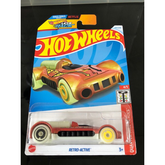 Hot Wheels Retro-Active LET’S RACE