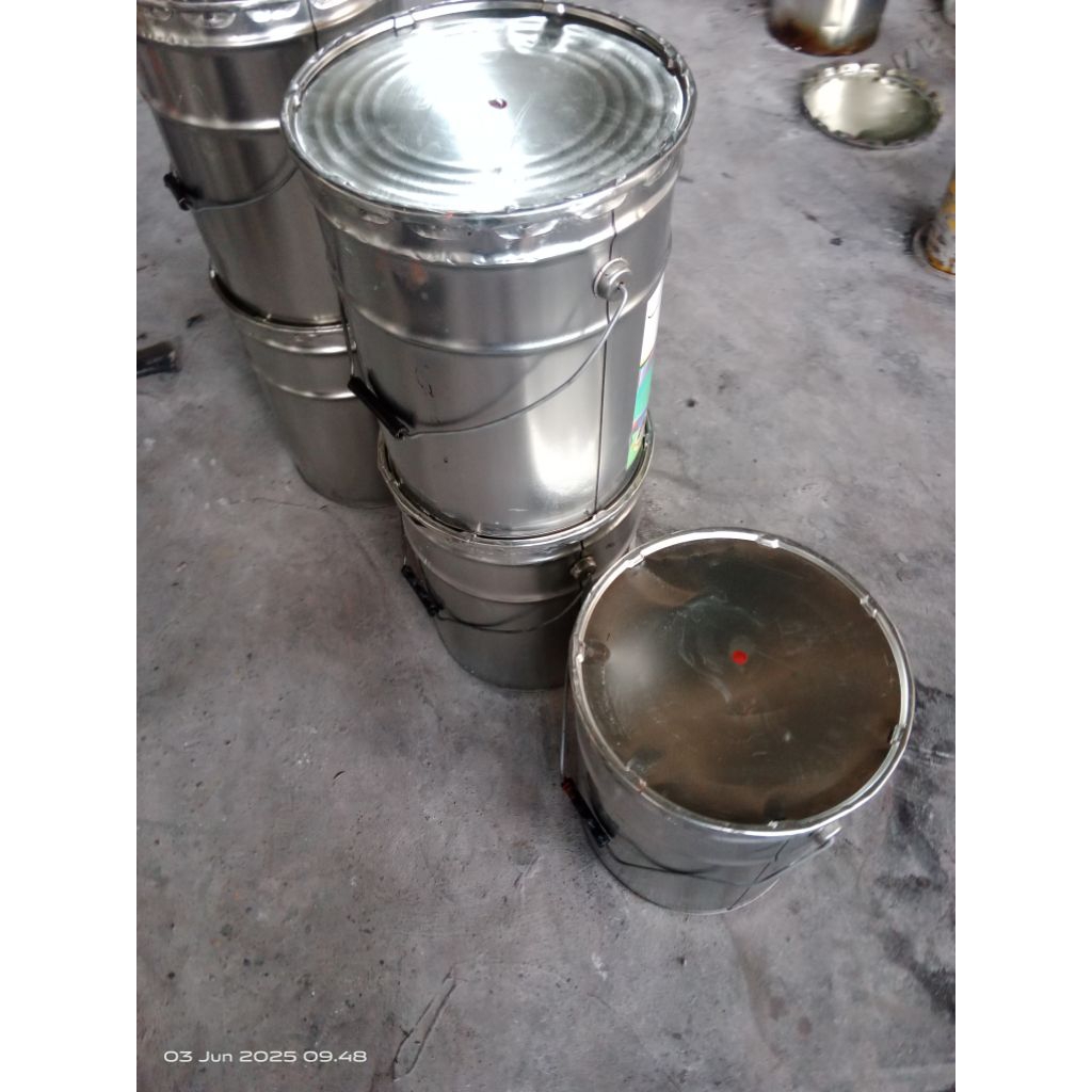 

cat minyak sintetis super glos dan anti karat