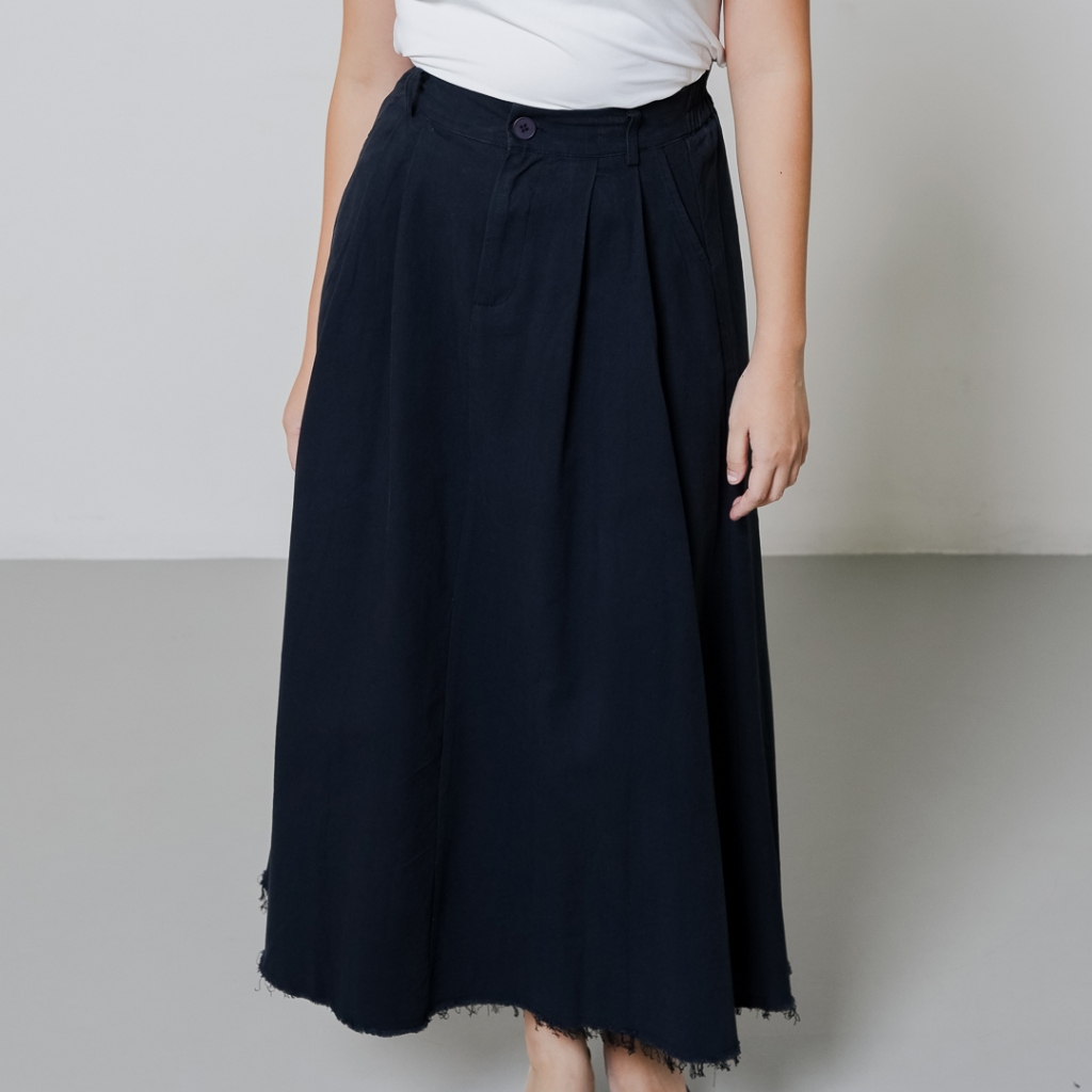 This Is April Rok Maxi Panjang Wanita Pevita Skirt Navy, White dan Khaki