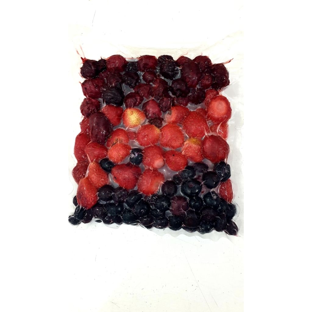 

MIX BERRIES 4 berries 1 KG FROZEN